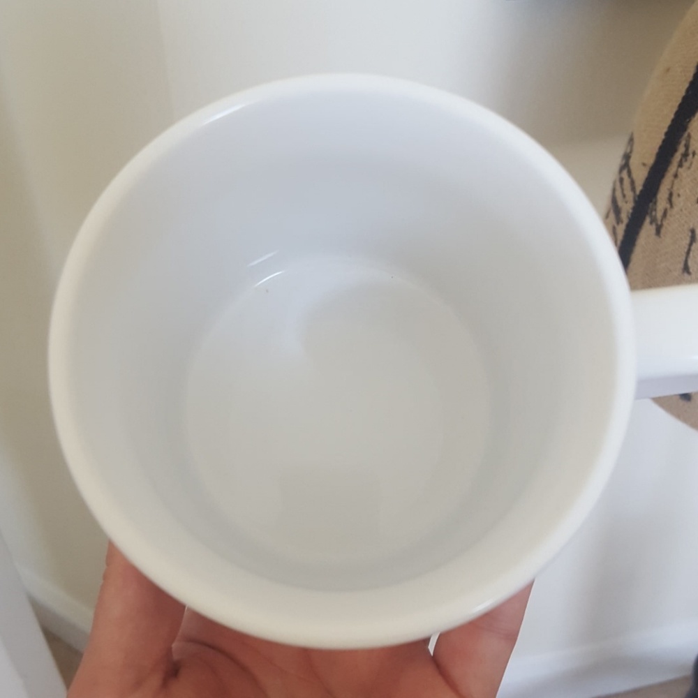 **SOLD** Betty Boop Ceramic Mug - Picture 4 of 8